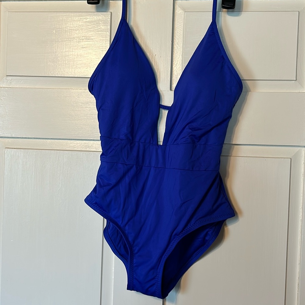 Becca, one piece swim suit with plunge front and back size small